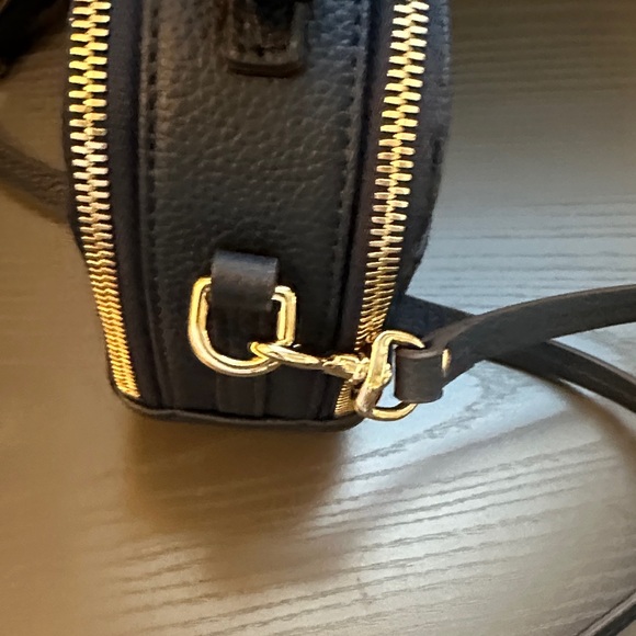 Dooney & Bourke Dark Blue Crossbody Pebbled Leather Bag Built in wallet feature - Picture 5 of 11